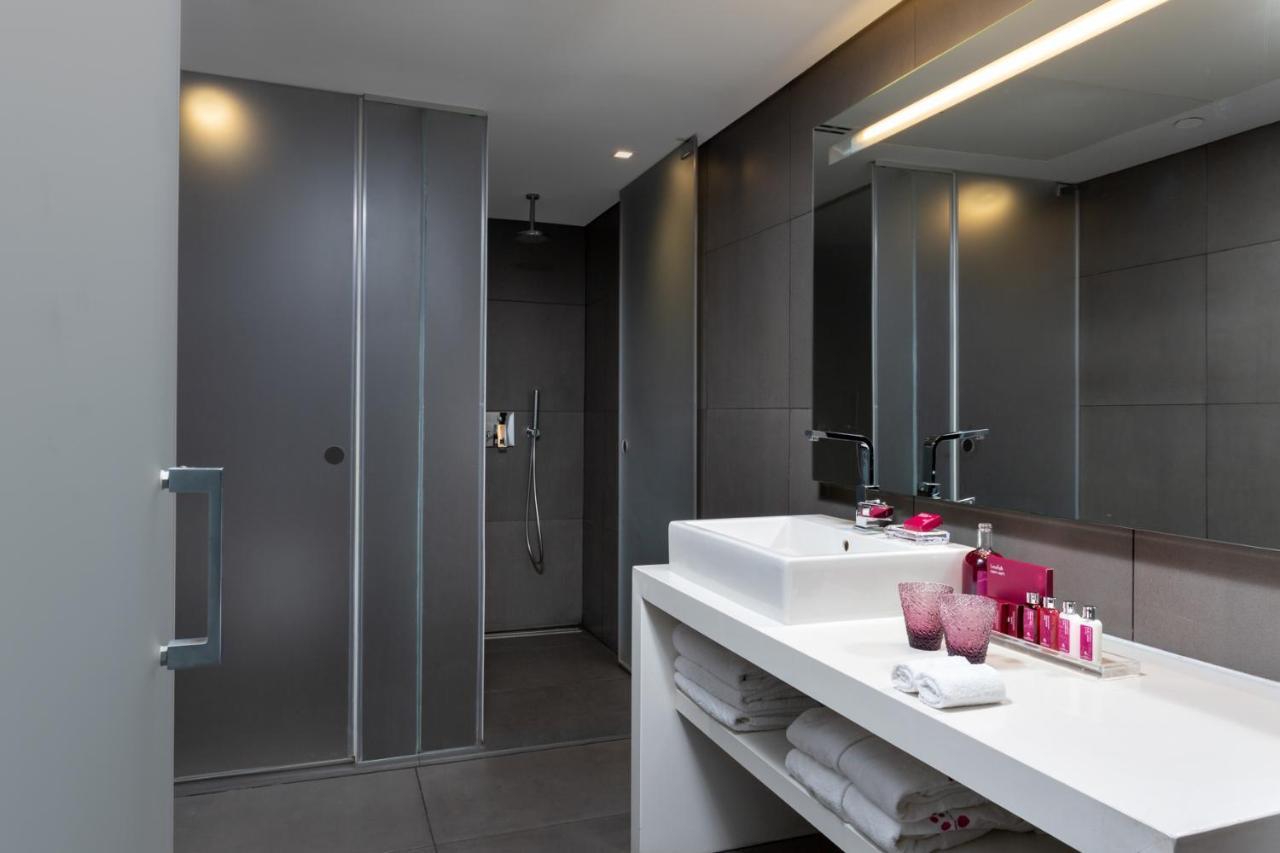 Дом для отпуска Домик в фруктовом саду Kiryat Anavim Экстерьер фото Bathroom