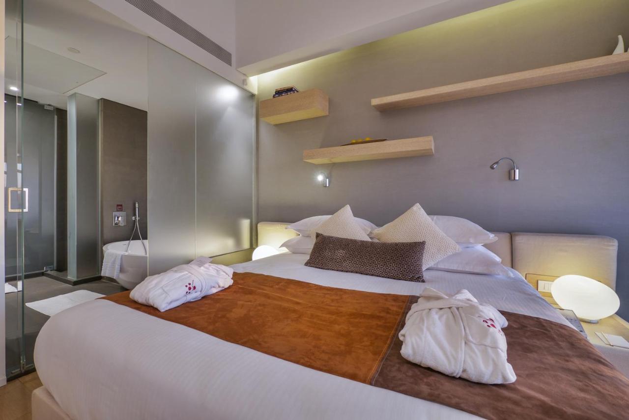 Дом для отпуска Домик в фруктовом саду Kiryat Anavim Экстерьер фото A bedroom at the hotel