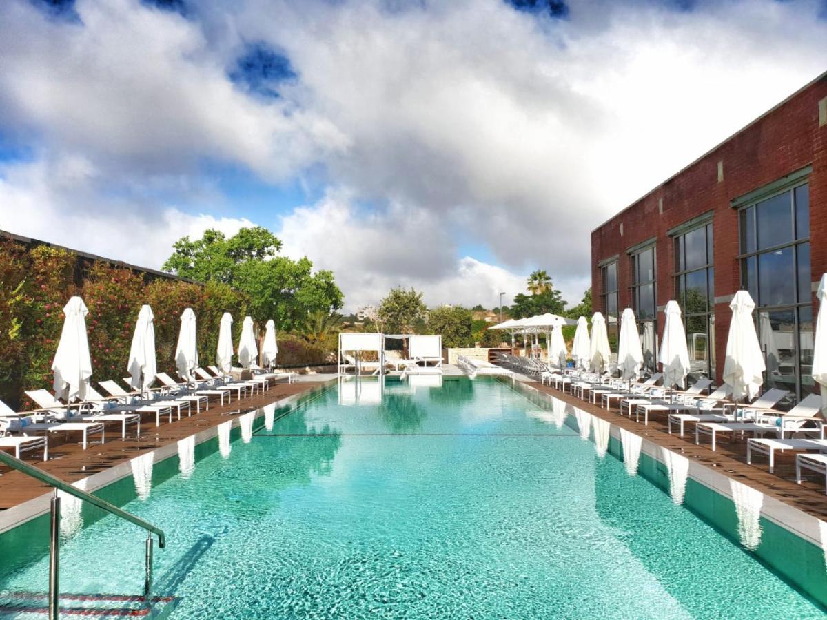 Дом для отпуска Домик в фруктовом саду Kiryat Anavim Экстерьер фото The pool at the hotel