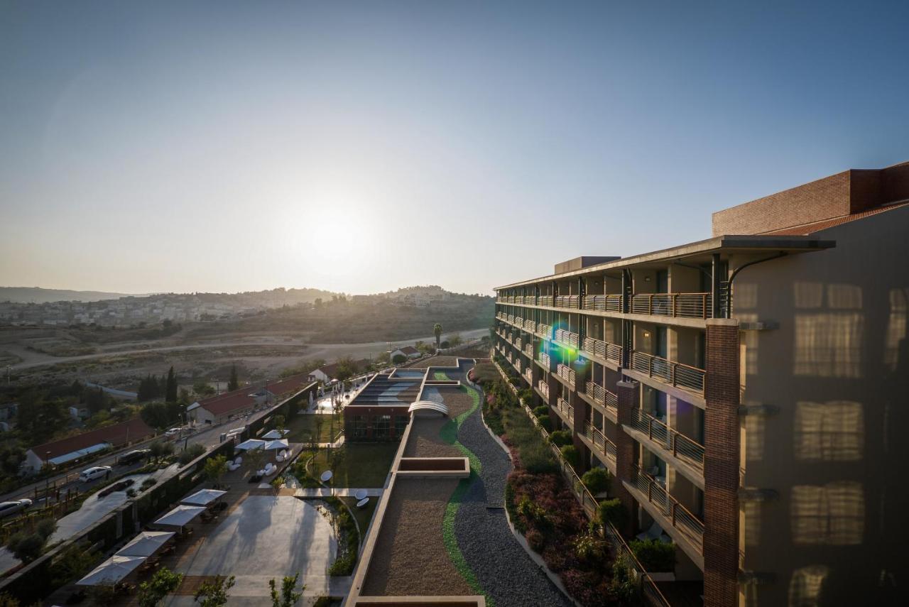 Дом для отпуска Домик в фруктовом саду Kiryat Anavim Экстерьер фото Residential buildings in the new city