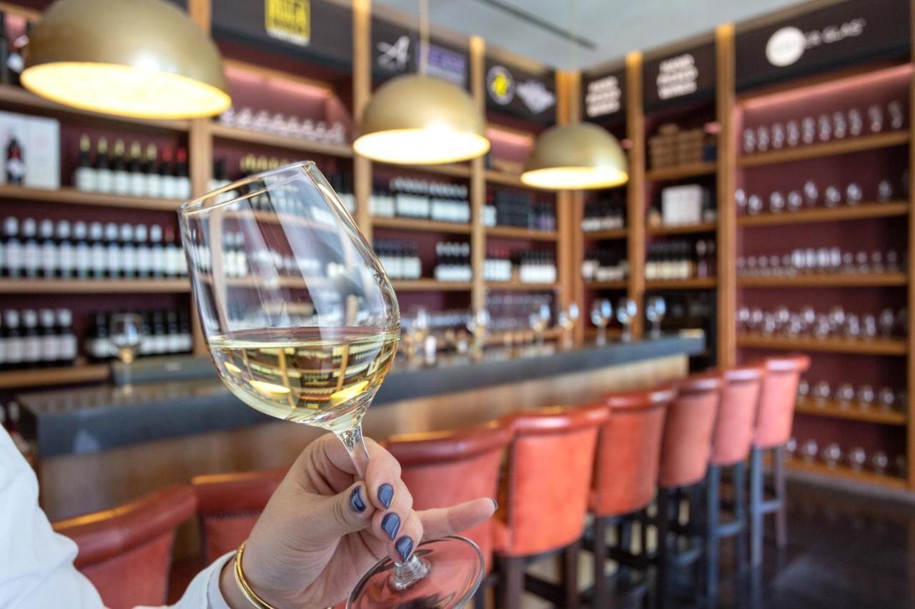 Дом для отпуска Домик в фруктовом саду Kiryat Anavim Экстерьер фото Wine tasting at the Wine Museum